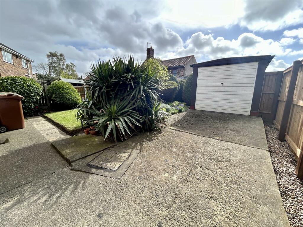Garage.jpg