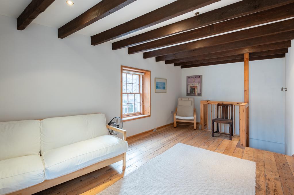 ANNEX BEDROOM