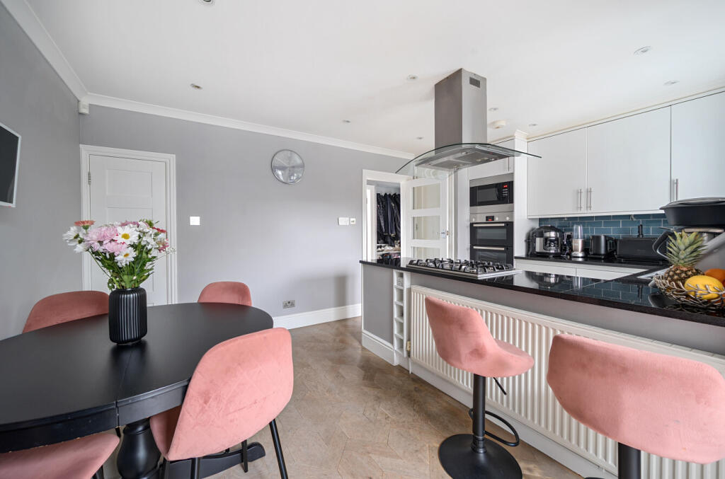 1361231-22-68de4c...