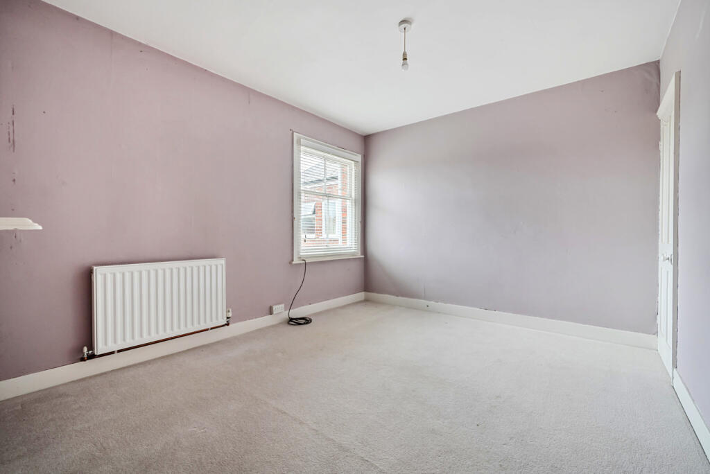 1346268-5-68b8104...