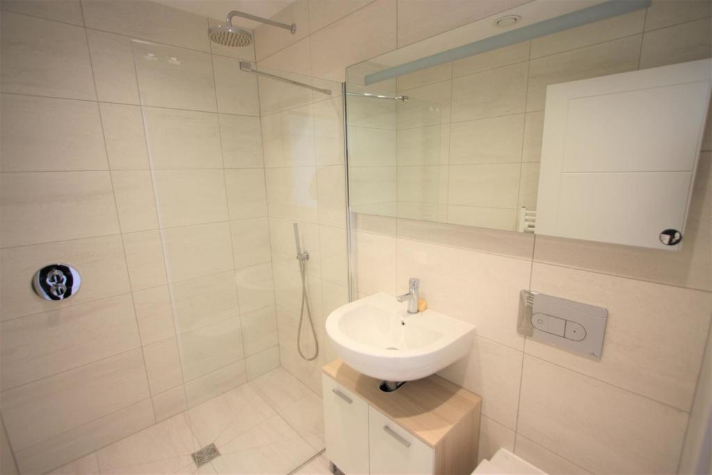 9 Towan Heights Bedroom 3 En Suite