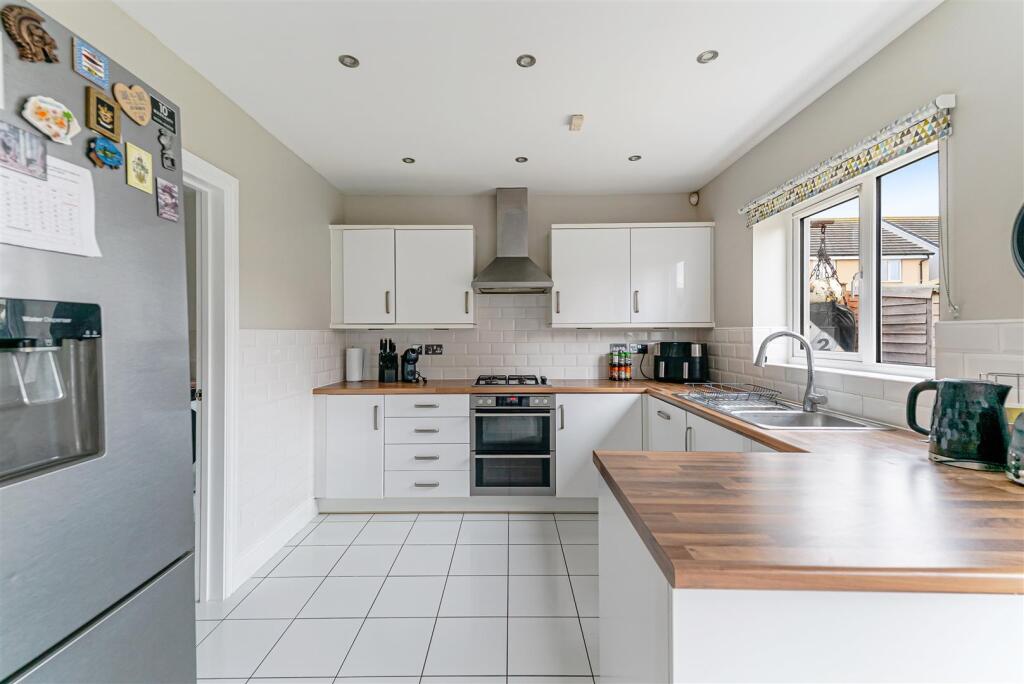 Kitchen/Dining/Family