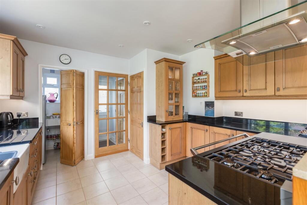 Haydon Croft Kitchen-1.jpg