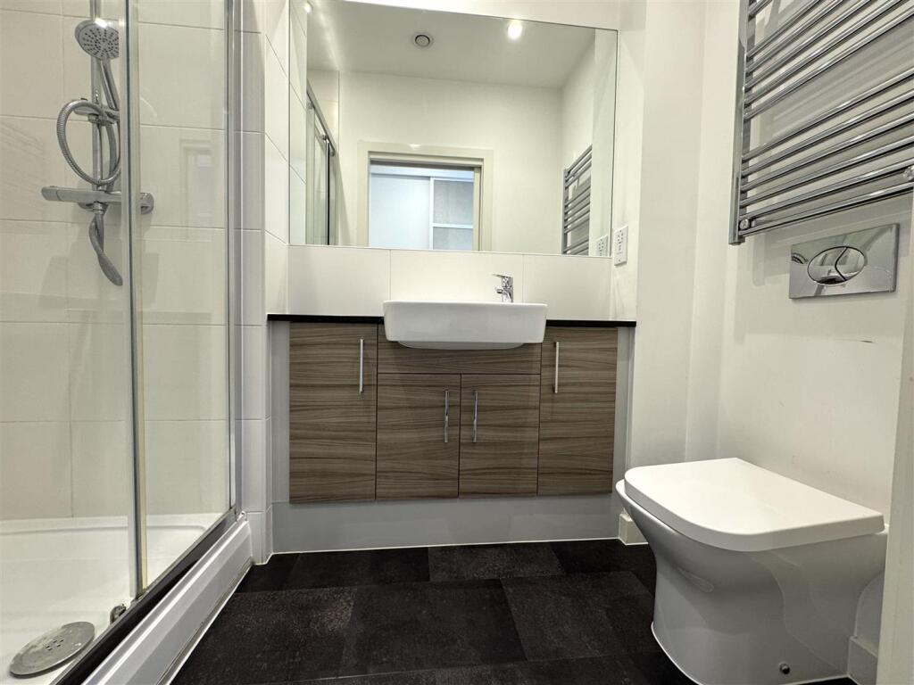 Bathroom.jpeg