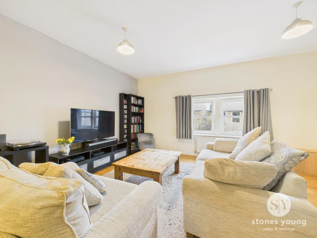 Open Plan Lounge &amp; Dining Room