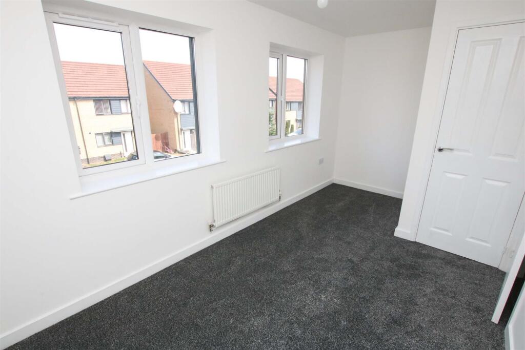 BEDROOM 2 FRONT