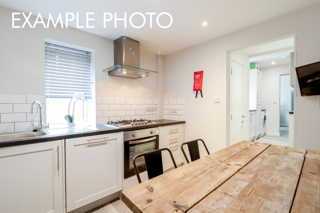 82 Ashford Street, example kitchen 3