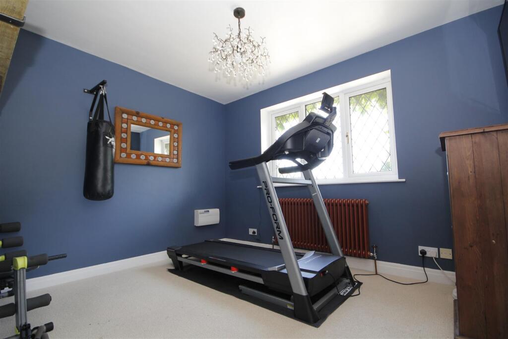 Gym/Office/Bedroom 5