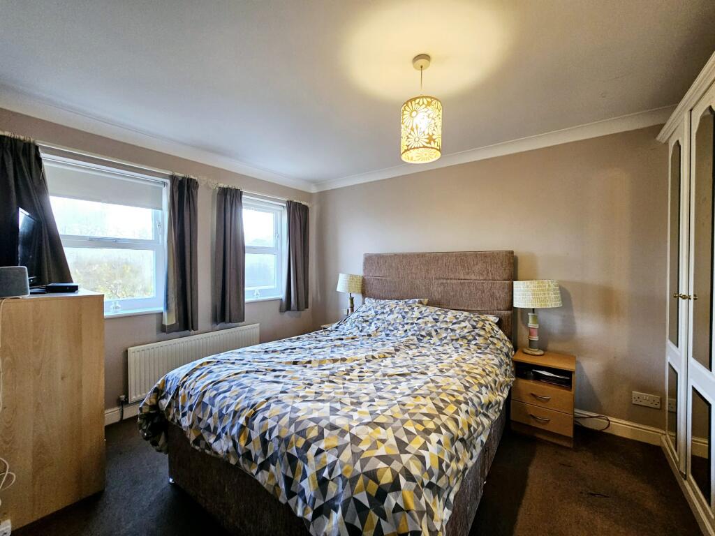 5bad323d-0691-4fcb-85c7-6f39d5d4082a