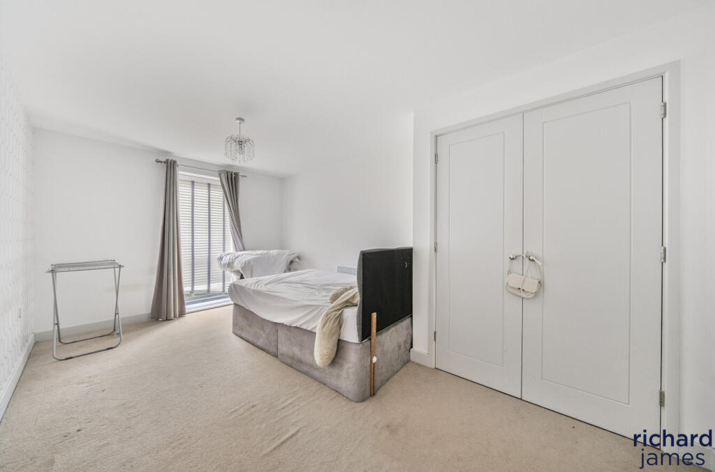 84e03fbd0c7a4eca9837cdc5a4177399