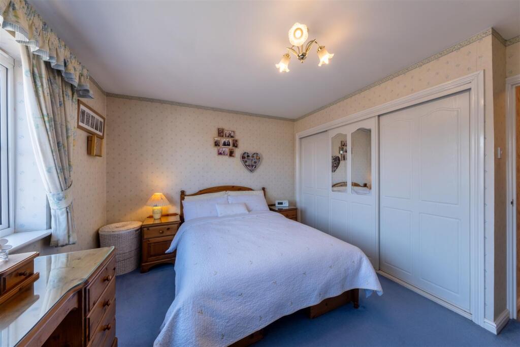 10 Knightsbridge Avenue-018.jpg