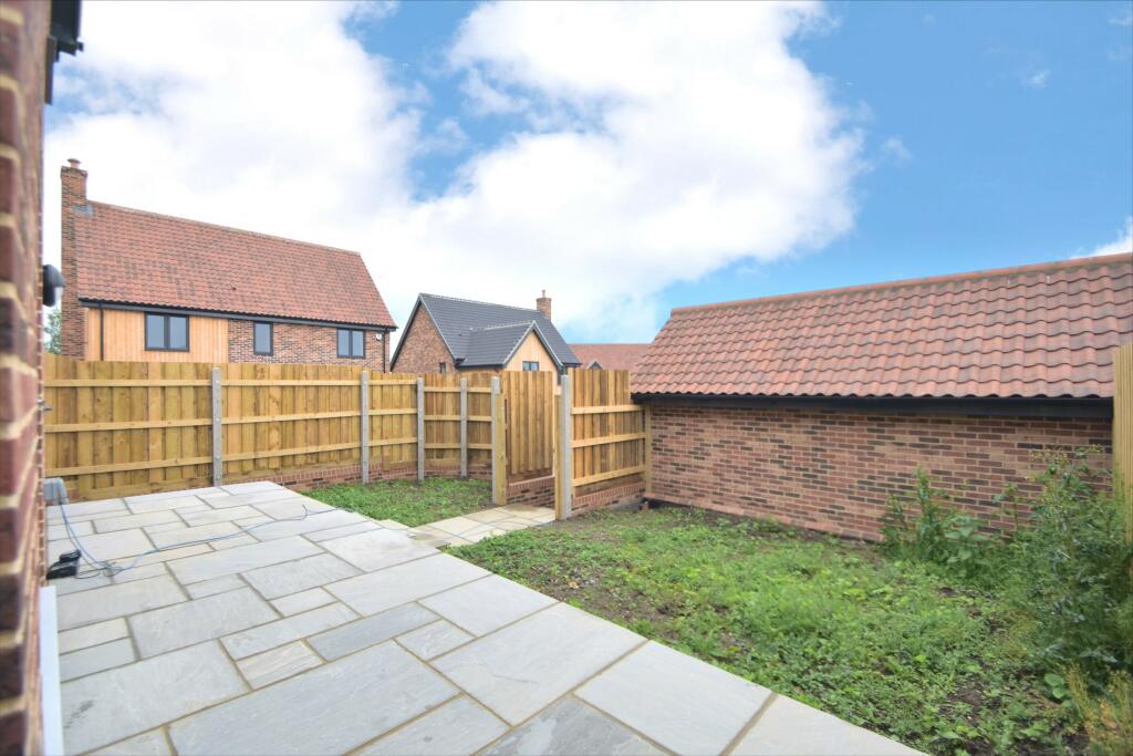 Photos of plot 22