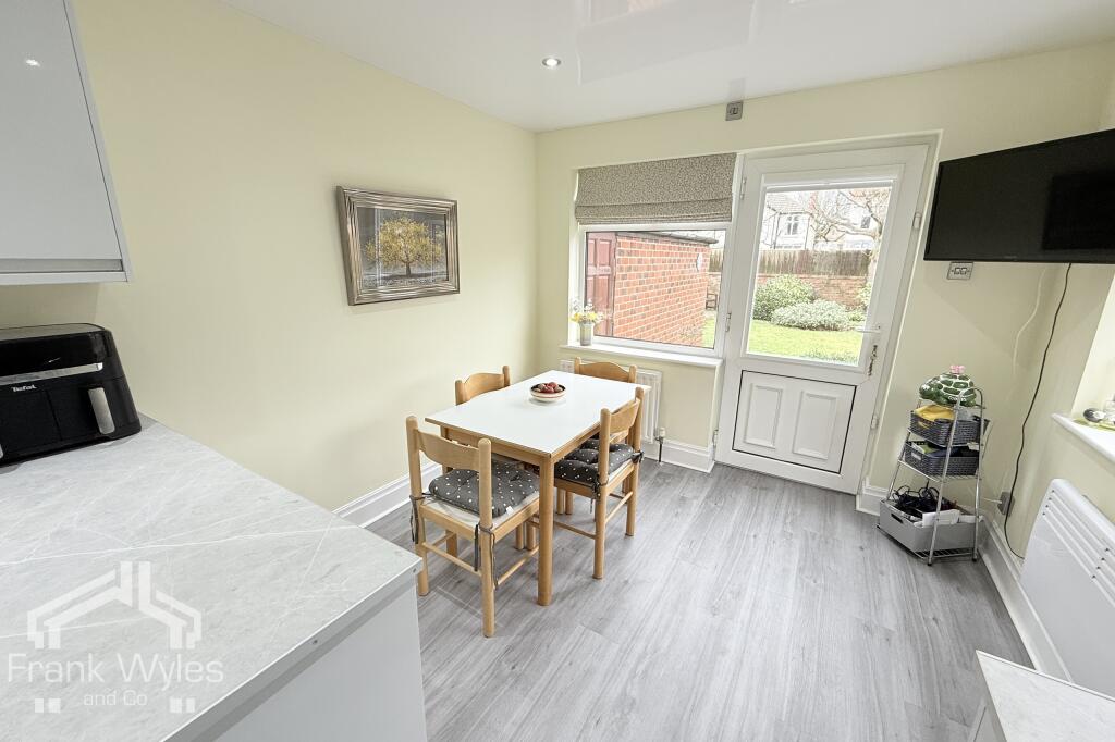 Photo 10-02-2025, 13 00 25