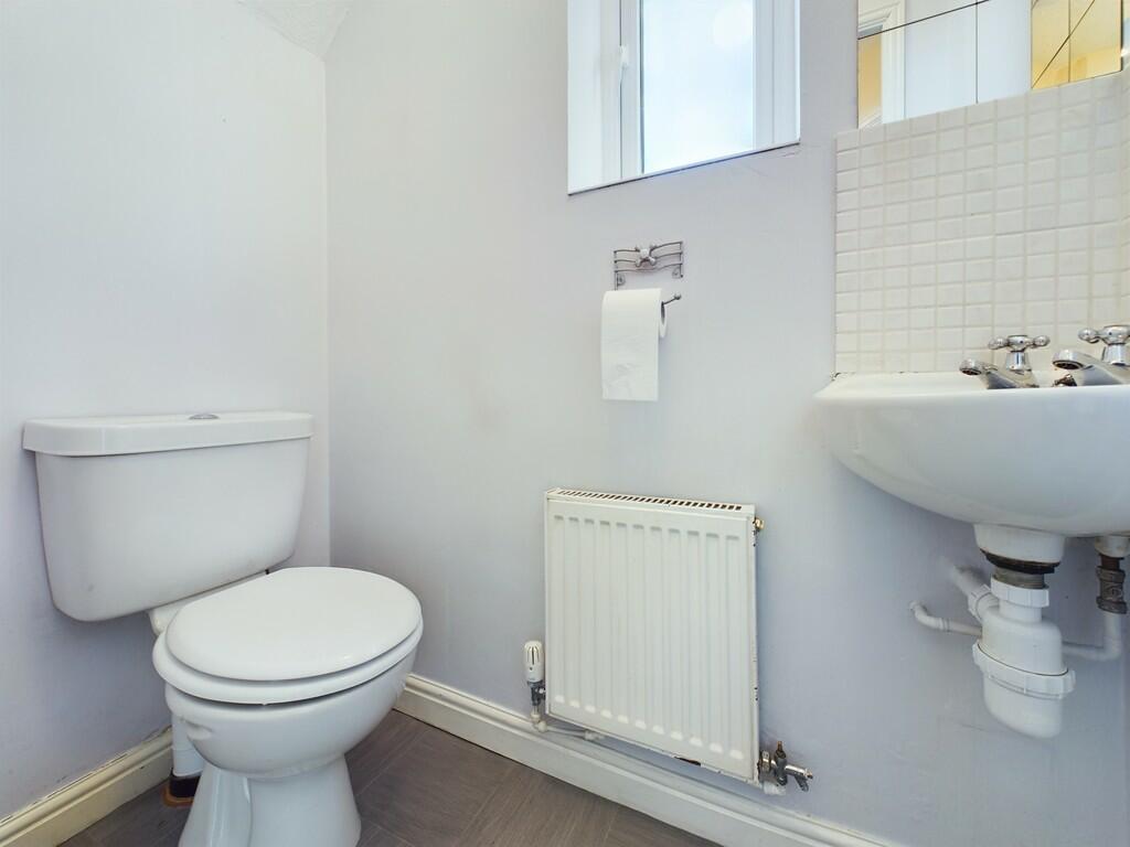 CAM02059G0-PR0116...