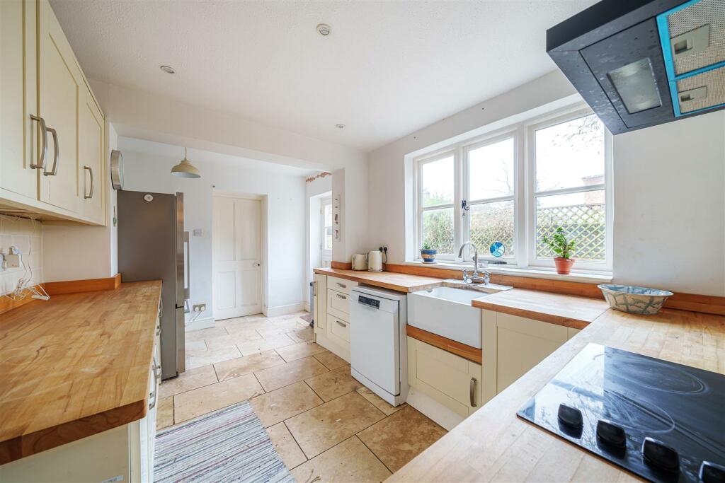 kitchen ii h.JPG