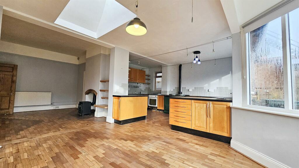 Living Dining Kitchen.jpg