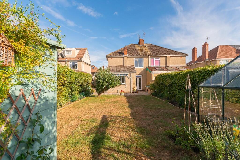 0O8CDD - External F.jpg