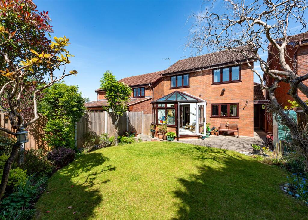 35 Penleigh Gardens-rear1 MAY25.jpg