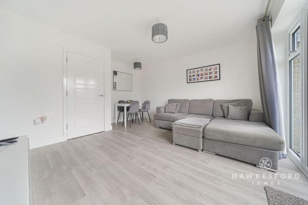 Housson Avenue, Sittingbourne - Lounge/diner