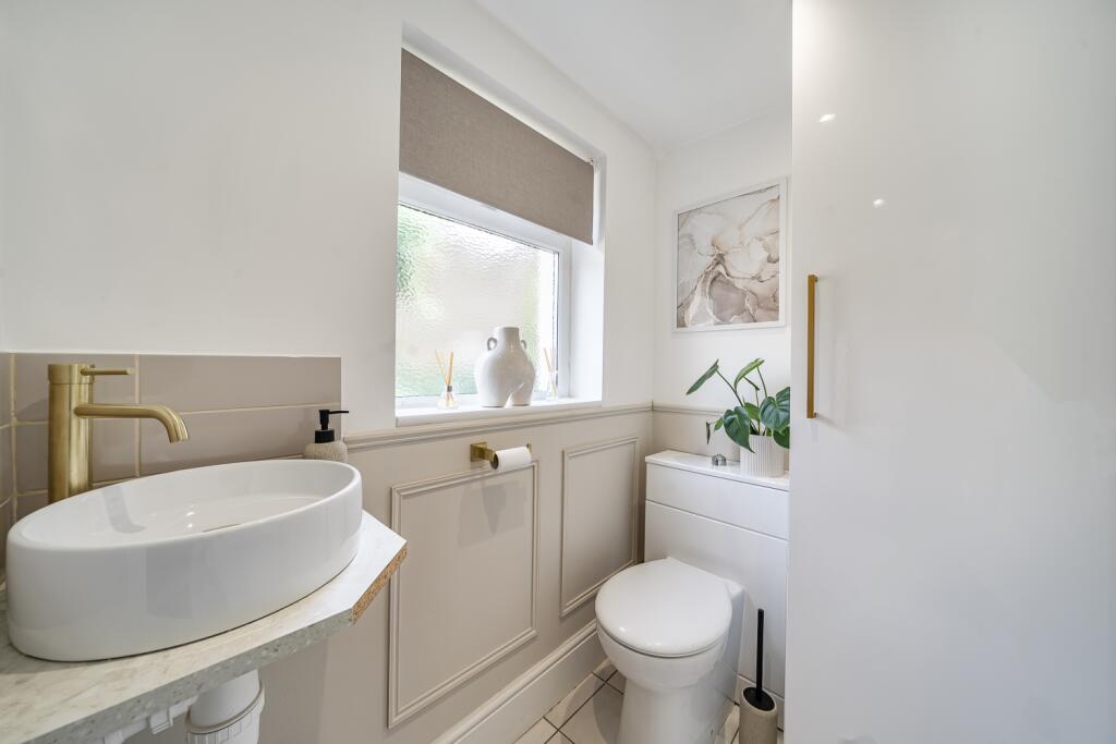 1344302-9-68b05cd57b801