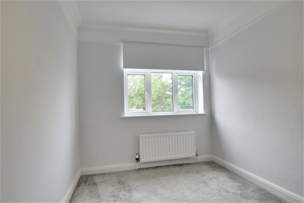 4.bedroom.jpg