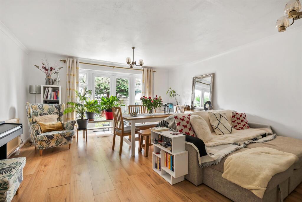 Dining &amp; Living Room