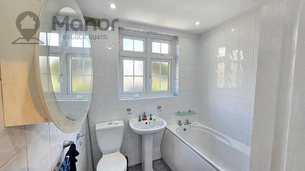 WhatsApp Image 2025-09-08 at 16.16.23 (3)