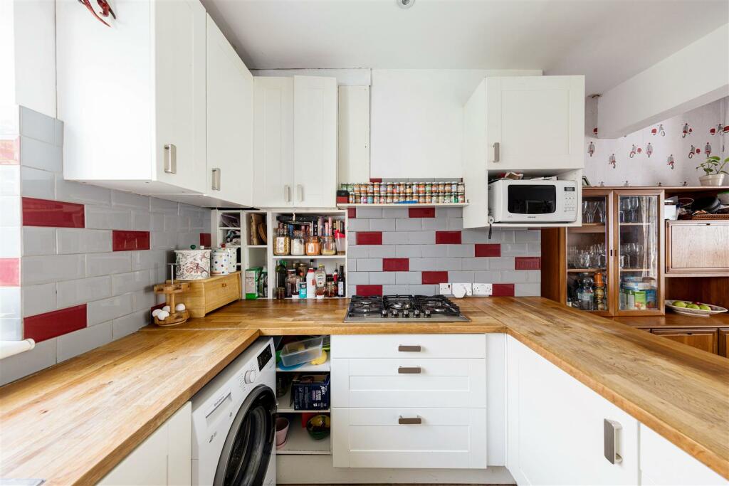 St. John's Road E17
