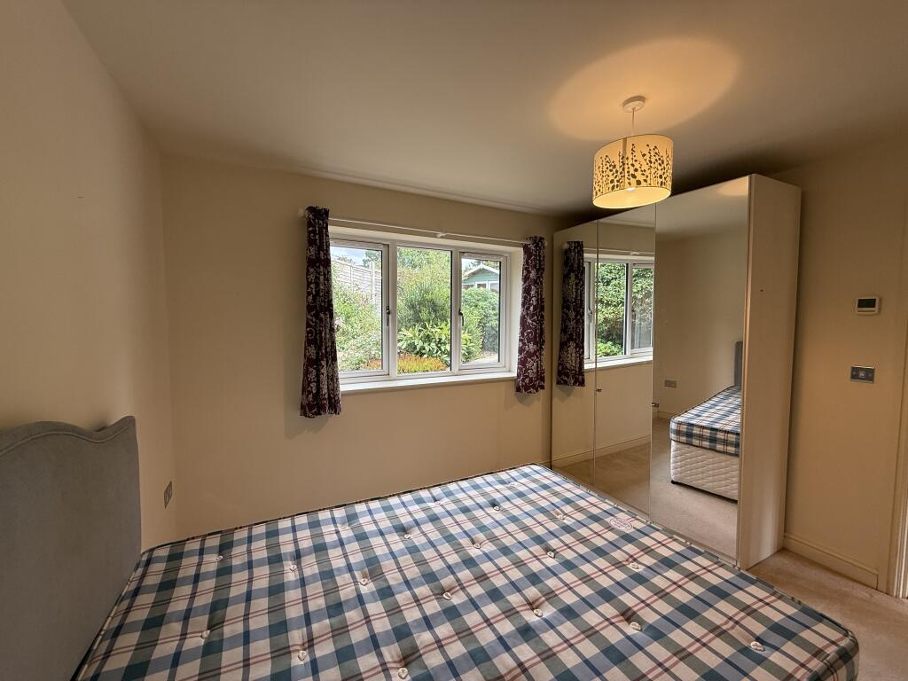 Bed 2