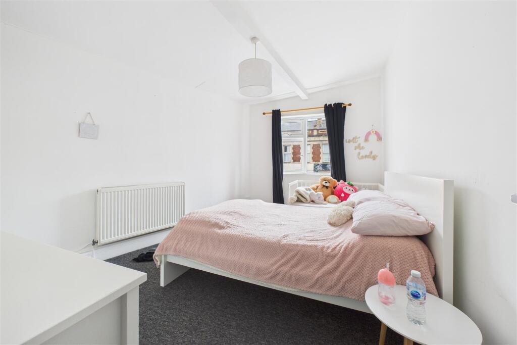 Flat A, 284 Gloucester Road, Horfield, Bristol BS7