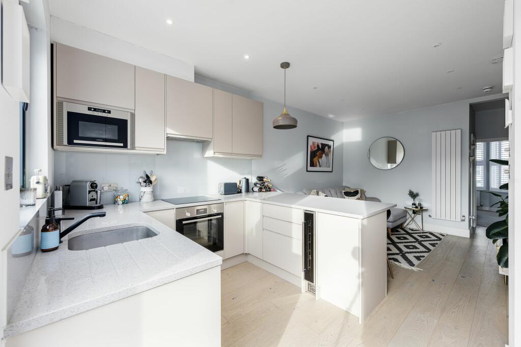 Kitchen / Living