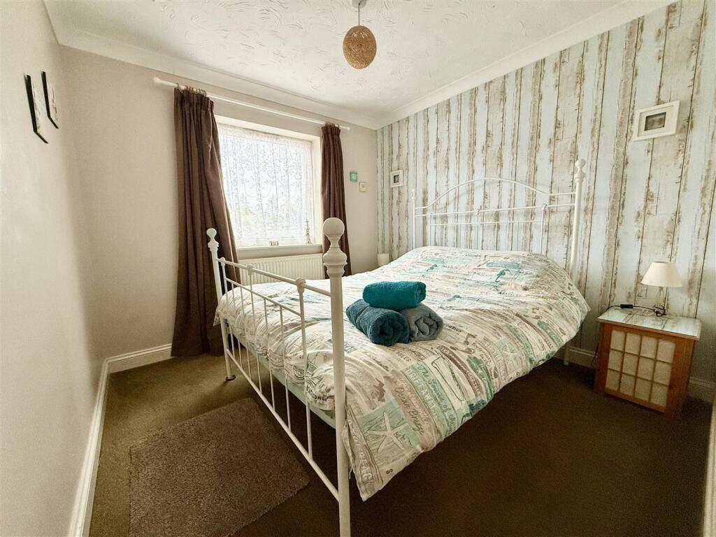 annexe bedroom