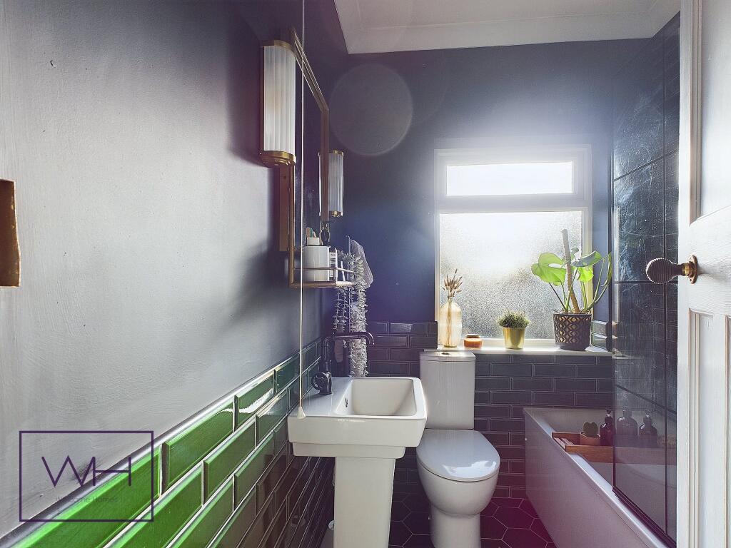 CAM03785G0-PR0186-ST