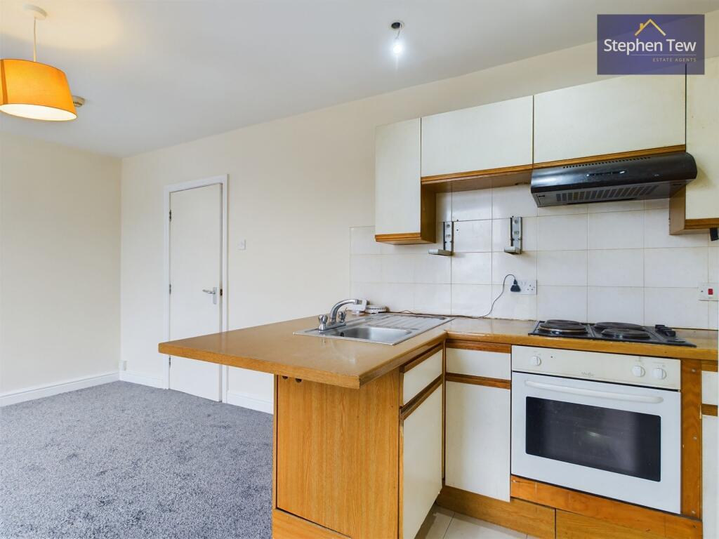 Flat 3 Lounge/ Kitchen