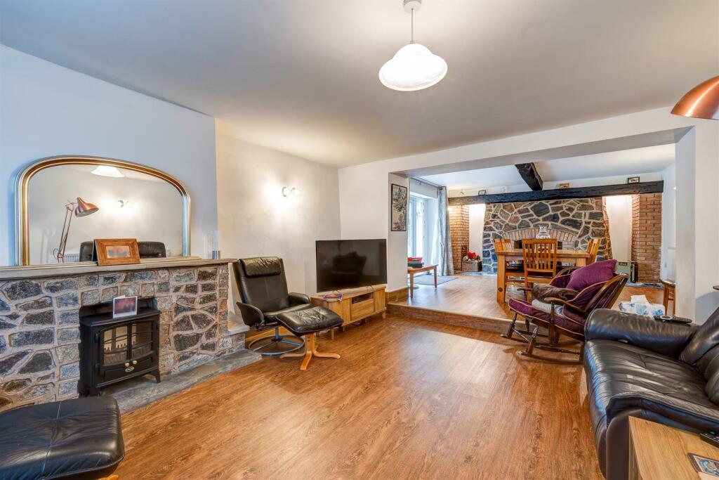 12 Altar Stone Lane, Markfield