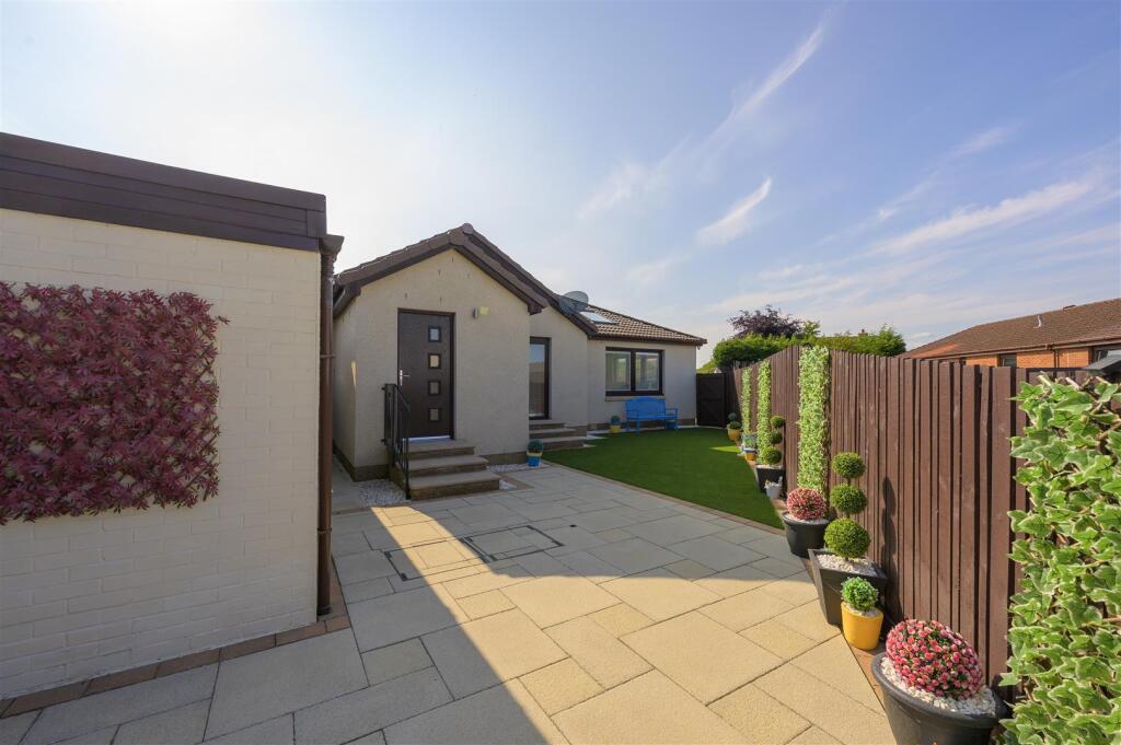 8GlenMoristonDrive030.jpg