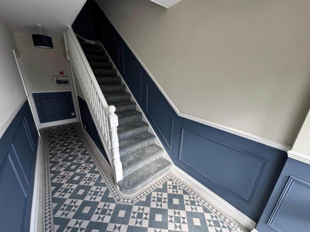 hallway.jpg