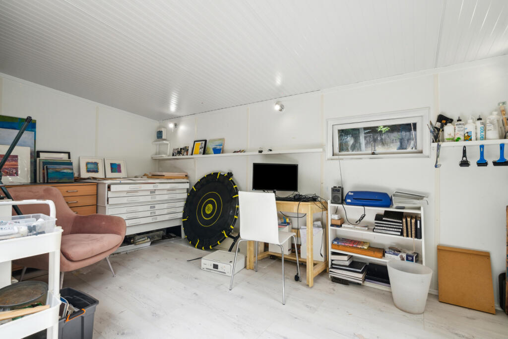 Garden Office