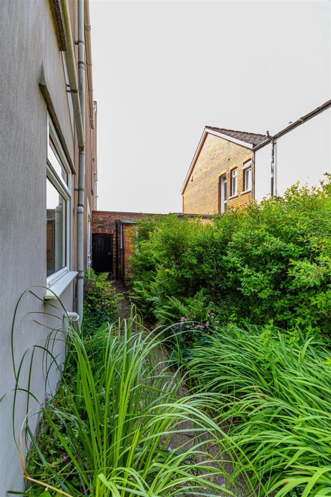 Highfield Road 5-5.jpg