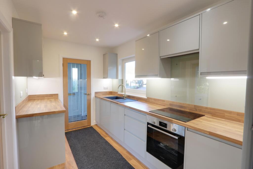 Kitchen 8