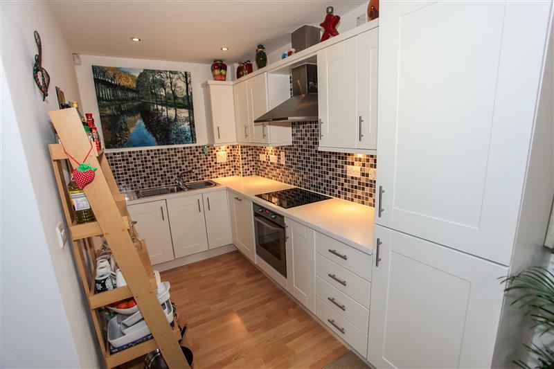 87 Cubitt Way - 3 T202408271416.jpg