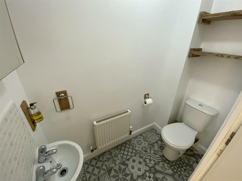 GROUND FLOOR WC