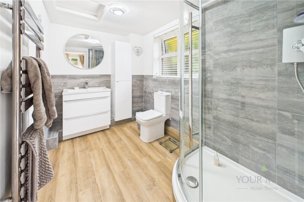 Ensuite