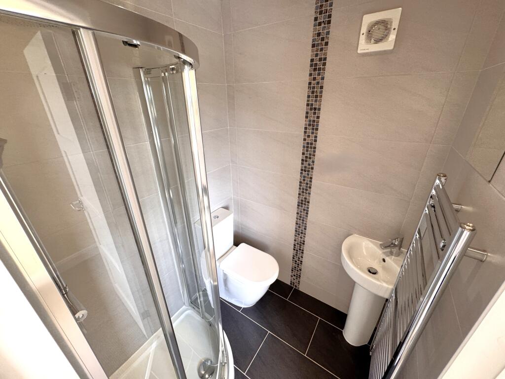 En-suite Bathroom