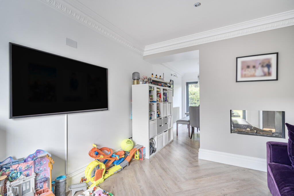 1346553-12-68b57d...