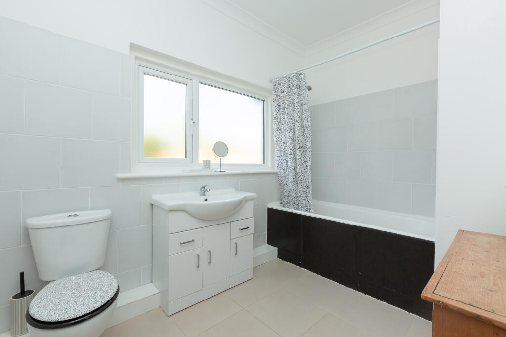 general 16 Convent R