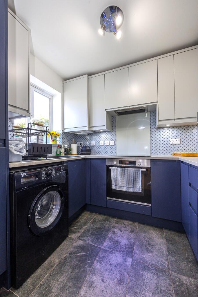 77 Vulcan parkway-18