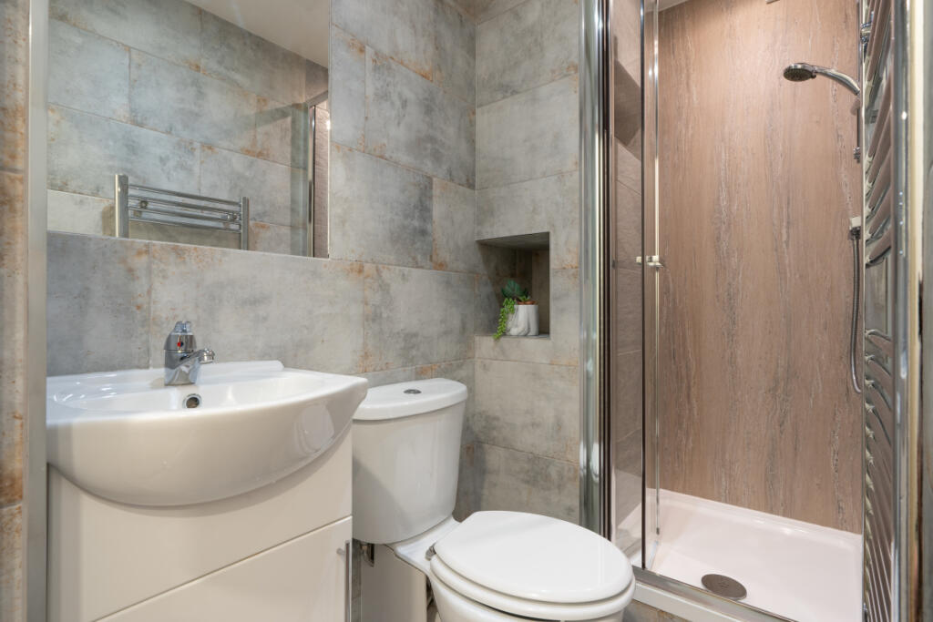 Jesmond View Block B Flat 3 bathroom 1