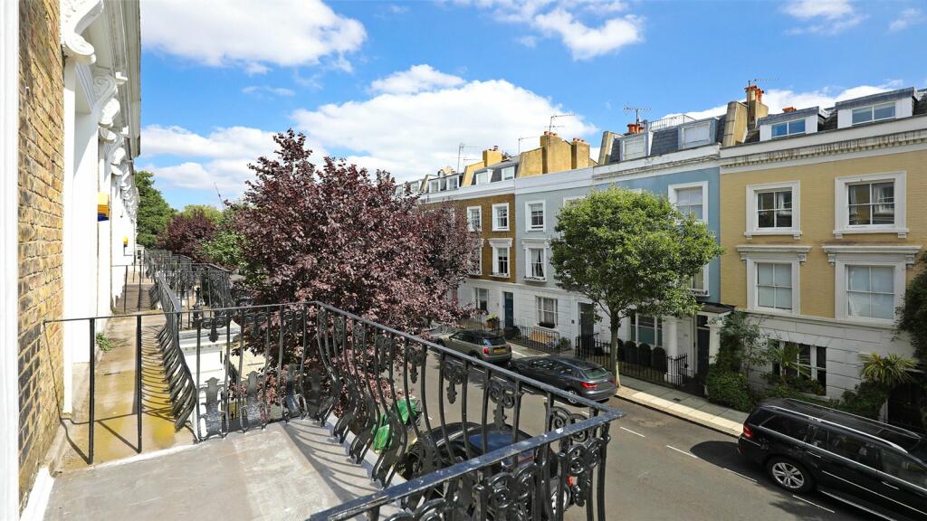 Balcony Street View