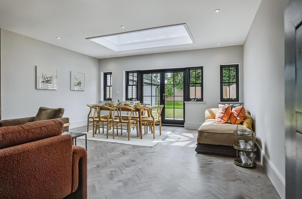 The Grange - Plot 3 (Photo Refresh) (9 of 32).jpg